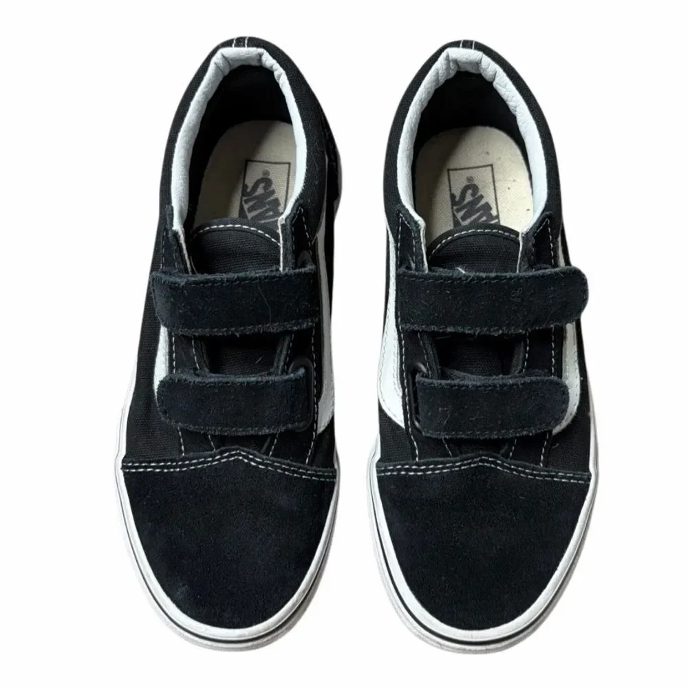 Vans Kids Classic Black and White Velcro Sneakers Size 2.5